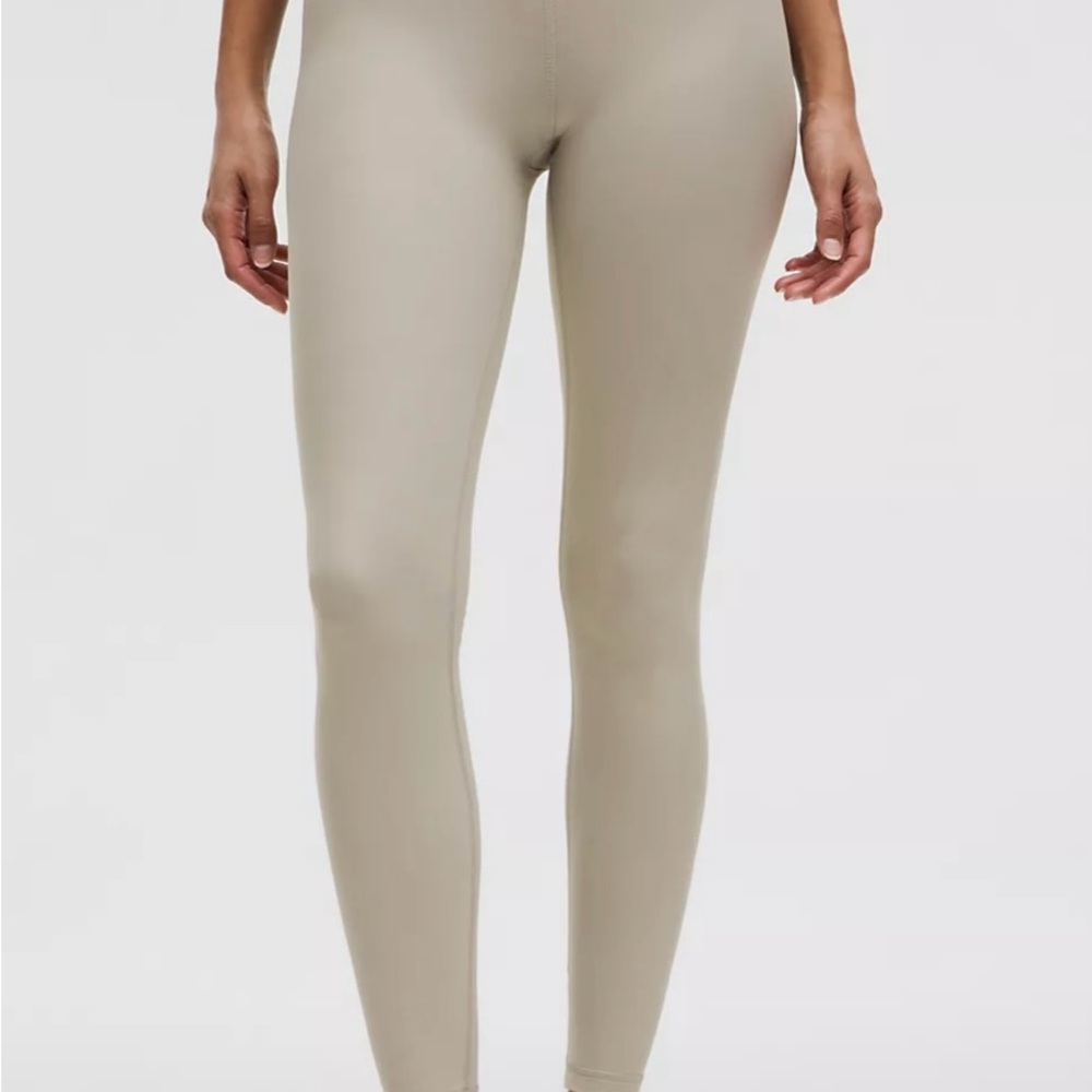 Lulu Lemon Women's Align Leggings - Bone Colour